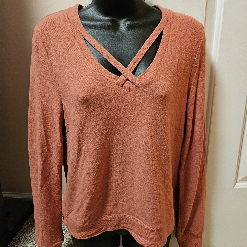 White Crow Rust Long Sleeve V-Neck Top
